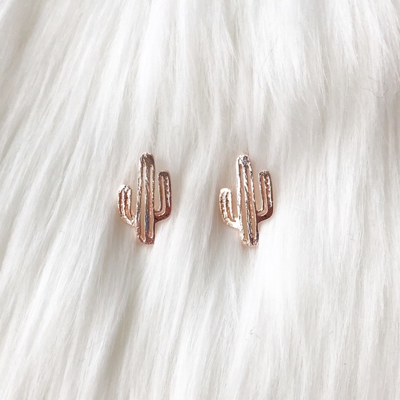 Modcloth Jewelry - Desert Rose Earrings • Rose Gold Cactus Earrings